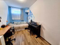 Eladó téglalakás, Kecskeméten 42 M Ft, 4 szobás