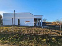 Eladó családi ház, Tápióságon 64.9 M Ft, 3 szobás