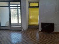 Eladó üzlethelyiség