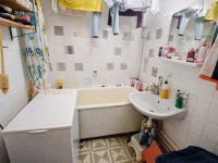 Eladó panellakás, Pécsett 41.9 M Ft, 2 szobás