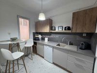 Eladó téglalakás, Pécsett 59.9 M Ft, 2 szobás