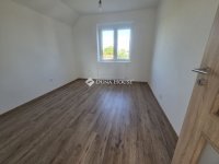 Eladó családi ház, Pusztaszabolcson 86.9 M Ft, 4 szobás