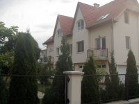 Kiadó téglalakás, albérlet, Debrecenben 250 E Ft / hó, 3 szobás
