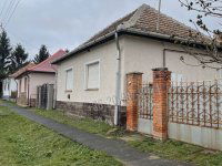 Eladó családi ház, Ecséden 23.5 M Ft, 3 szobás