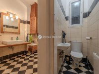 Eladó téglalakás, VI. kerületben 165 M Ft, 5 szobás