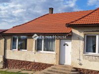 Eladó családi ház, Kadarkúton 27.8 M Ft, 4 szobás