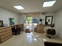 Eladó üzlethelyiség