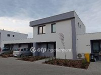 Eladó sorház, Ajkán 79 M Ft, 1+3 szobás / költözzbe.hu