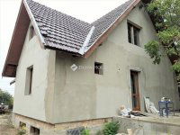 Eladó családi ház, Ádándon 53.5 M Ft, 6 szobás