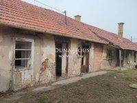 Eladó családi ház, Cegléden 24 M Ft, 4 szobás