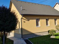 Eladó családi ház, Székesfehérvárott 139.99 M Ft, 4 szobás