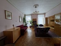 Eladó családi ház, Egerben 230 M Ft, 8 szobás