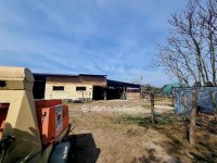 Eladó családi ház, Kunszentmiklóson 94.99 M Ft, 5 szobás