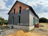 Eladó téglalakás, Kozármislenyen 95.9 M Ft, 4 szobás