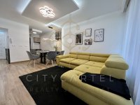 Eladó téglalakás, Zamárdiban 150.6 M Ft, 3 szobás