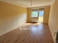 Eladó panellakás, Egerben 42 M Ft, 2 szobás