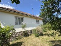 Eladó családi ház, Szarvaskőben 30.99 M Ft, 2 szobás