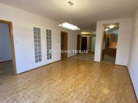 Kiadó téglalakás, albérlet, XII. kerületben, Németvölgyi úton