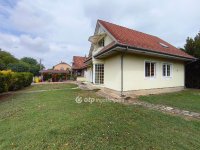 Eladó ikerház, Orosházán 38 M Ft, 1+3 szobás