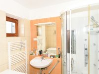 Eladó családi ház, Balatonalmádiban 189.9 M Ft, 2+1 szobás