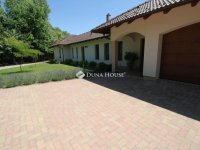 Eladó családi ház, Kecskeméten 219 M Ft, 4 szobás