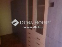 Eladó családi ház, Vecsésen 110 M Ft, 5 szobás