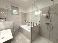 Kiadó családi ház, albérlet, Kecskeméten 595 E Ft / hó