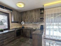 Eladó családi ház, Zamárdiban 184 M Ft, 8 szobás