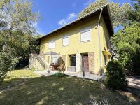 Eladó családi ház, Szentendrén 139.9 M Ft, 5 szobás