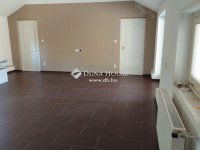 Eladó mezogazdasagi ingatlan, Csemőn 129 M Ft, 5 szobás