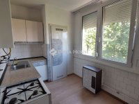 Eladó téglalakás, Székesfehérvárott 45.5 M Ft, 2 szobás