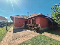 Eladó családi ház, Komádiban 67 M Ft, 1+3 szobás