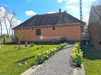 Eladó mezogazdasagi ingatlan, Szigetváron 65 M Ft, 4 szobás