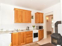 Eladó családi ház, Örvényesen 69.9 M Ft, 2+1 szobás