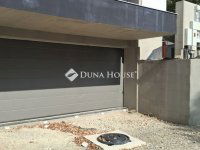 Eladó téglalakás, Pécsett 79.9 M Ft, 2+1 szobás