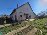 Eladó családi ház, Gyulán 61.99 M Ft, 3 szobás