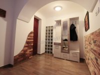 Eladó családi ház, Orosházán 42 M Ft, 3 szobás