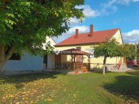 Eladó családi ház