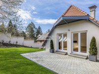 Eladó családi ház, Csobánkán 350 M Ft, 7 szobás