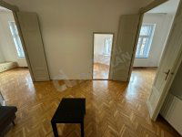 Kiadó téglalakás, albérlet