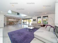 Eladó családi ház, Sződligeten 259 M Ft, 6 szobás