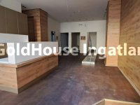 Eladó üzlethelyiség