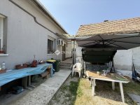 Eladó téglalakás, Monoron 90 M Ft, 7 szobás