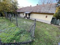Eladó családi ház, Zámolyon 22 M Ft, 2 szobás