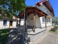 Eladó családi ház, Zalaszentgróton 75 M Ft, 6 szobás
