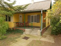 Eladó családi ház, Ráckevén 31.9 M Ft, 2 szobás