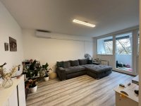 Eladó panellakás, Pécsett 47.9 M Ft, 2 szobás