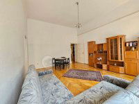 Kiadó téglalakás, albérlet, VI. kerületben, Vörösmarty utcában