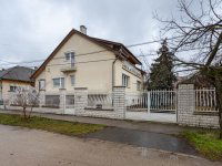 Eladó családi ház