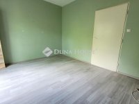 Eladó panellakás, Pécsett 52 M Ft, 2 szobás